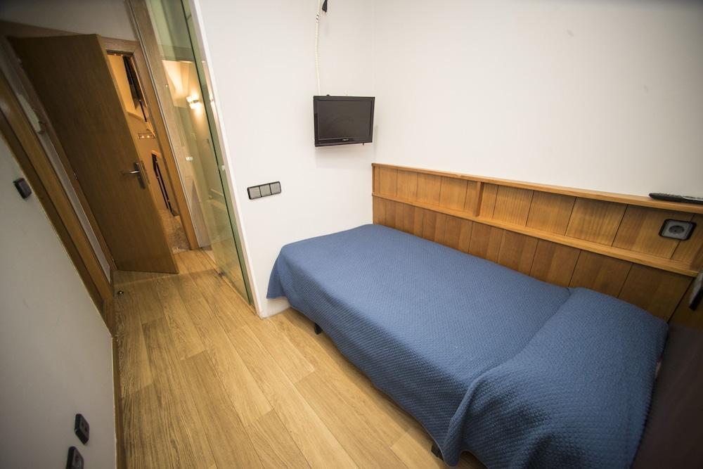 Hostal Caballeros Soria Kültér fotó